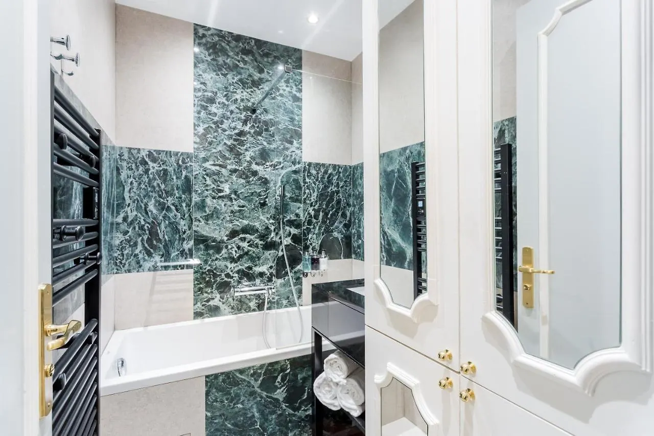 Merveil - Luxury -champs Elysees-ponthieu Ii باريس