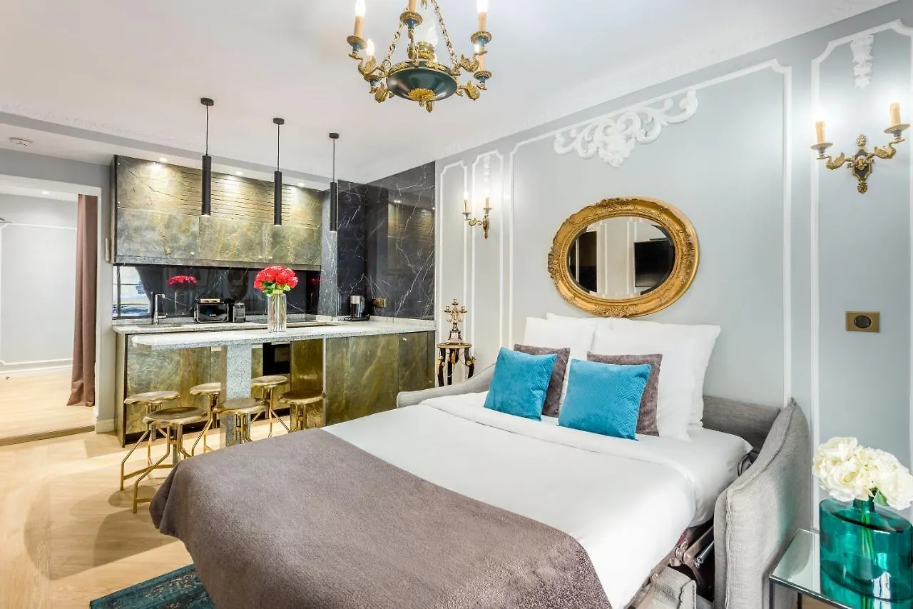 Merveil - Luxury -champs Elysees-ponthieu Ii * Paris