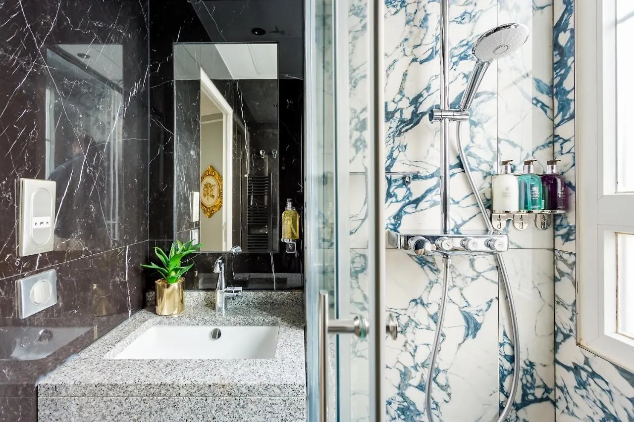 Apartment Merveil - Luxury -champs Elysees-ponthieu Ii *
