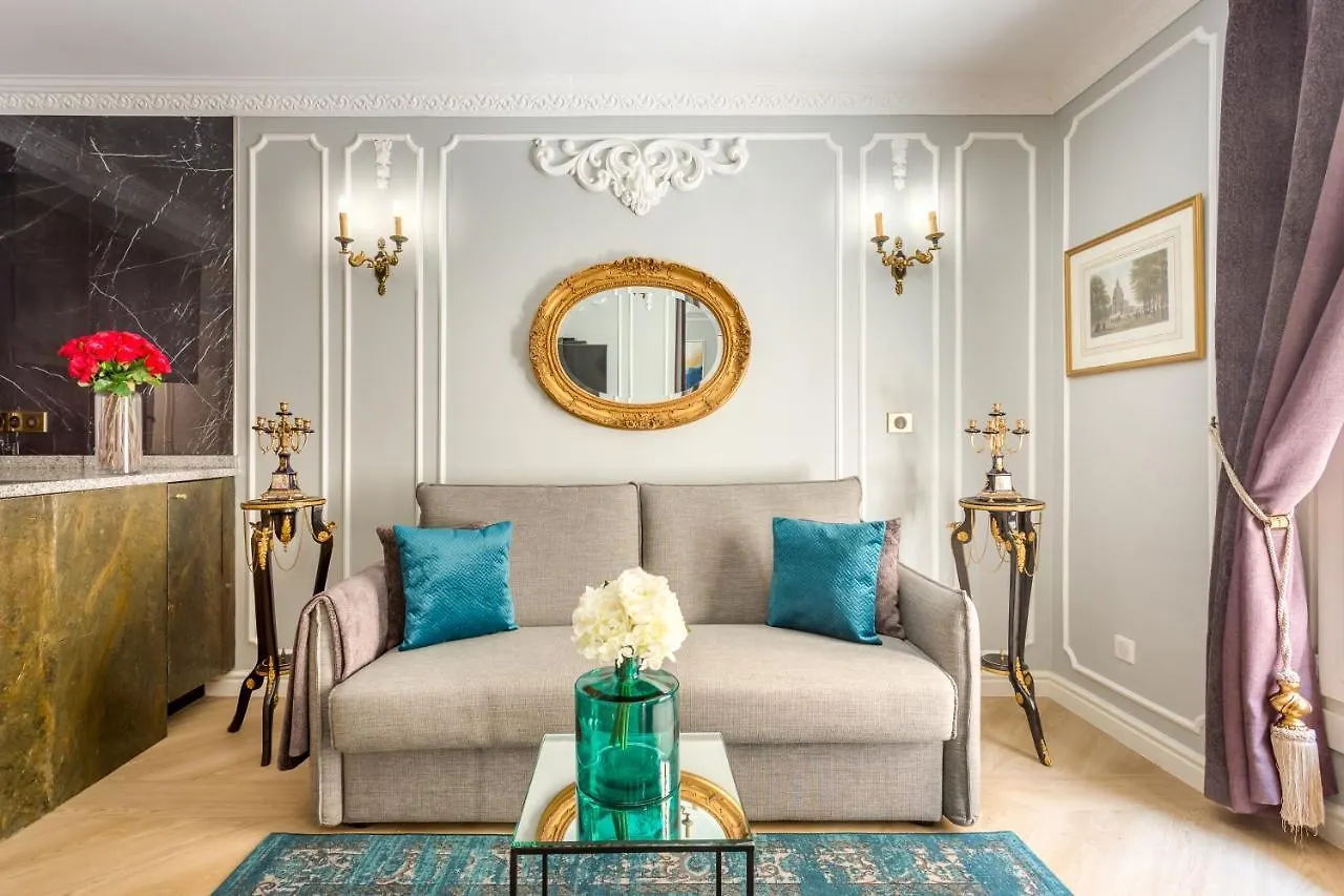 Merveil - Luxury -champs Elysees-ponthieu Ii *
